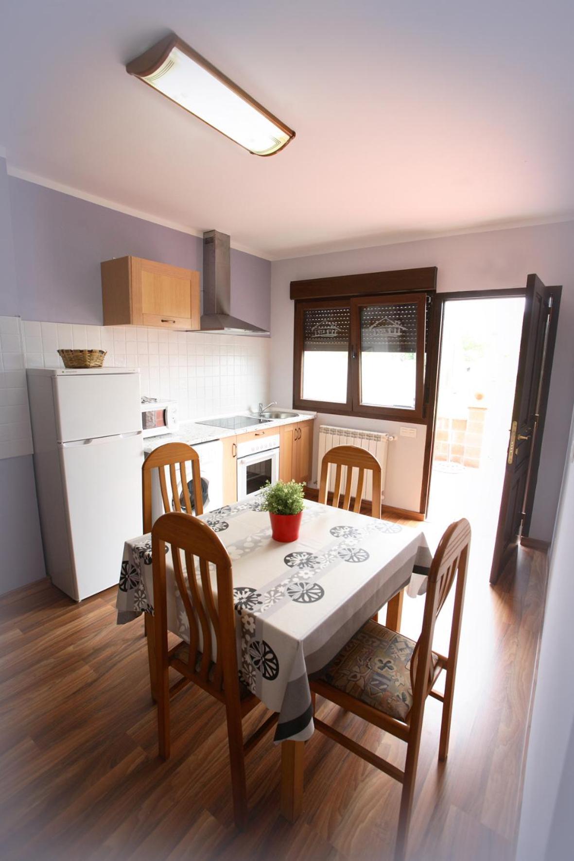 Apartamentos Fermin Кангас-де-Оніс Екстер'єр фото